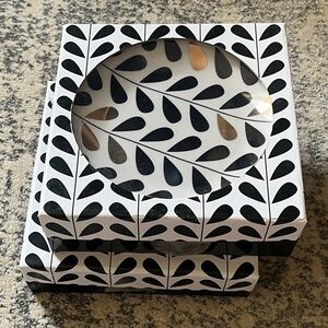 Black & White Leaf Patterned Designer Dessert Plates Embellished with 14k Gold.